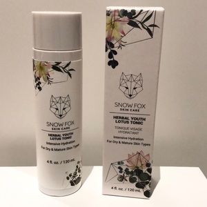 Snow Fox Herbal Youth Lotus Tonic